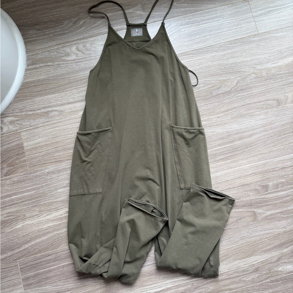 FP Movement Hot Shot Onesie in Green EUC Sz XS Sea Grass - Picture 5 of 8